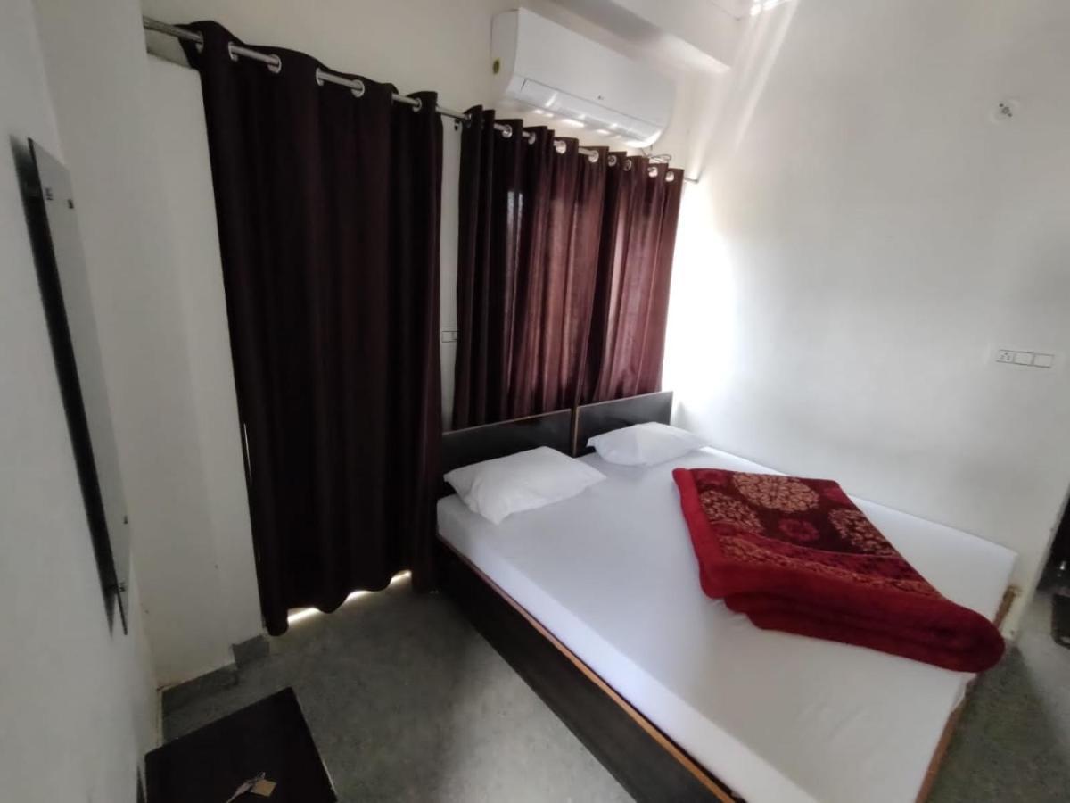 Hotel Aman Rishīkesh 外观 照片